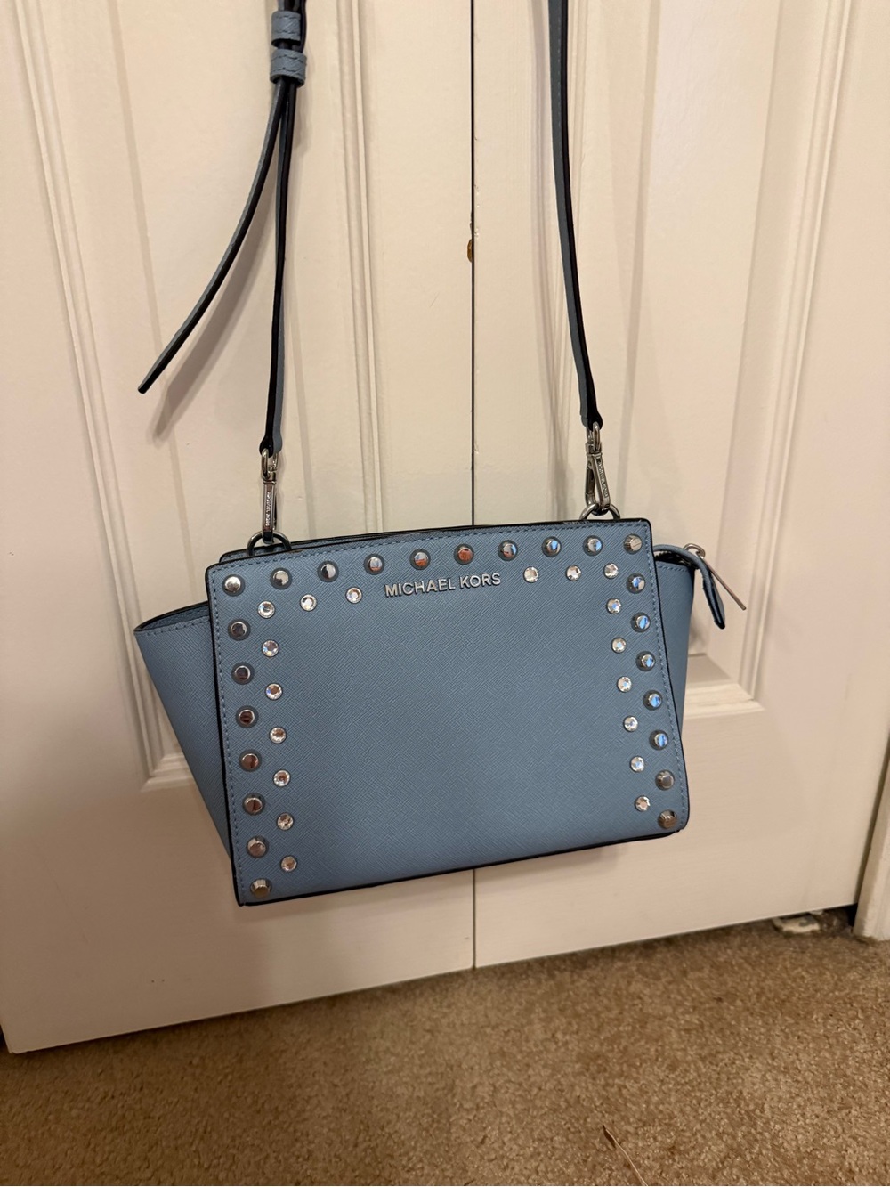 Michael Kors Selma Studded Medium Messenger Crossbody Bag